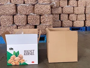 Nueces Ámbar Claro en Trozos